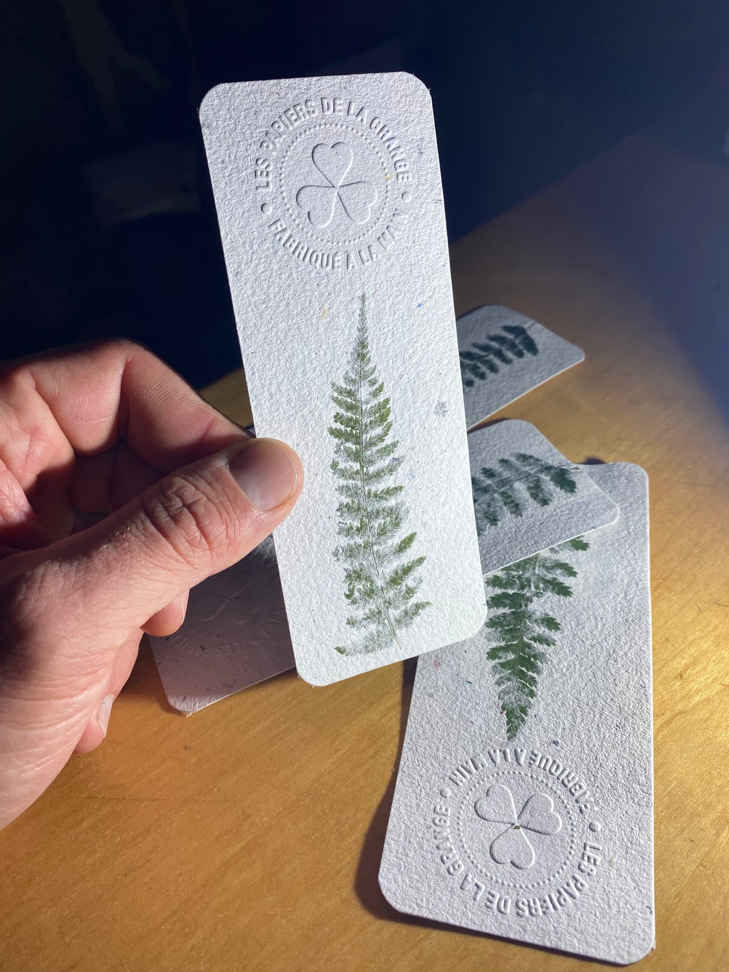 Marque-page (avec embossage)