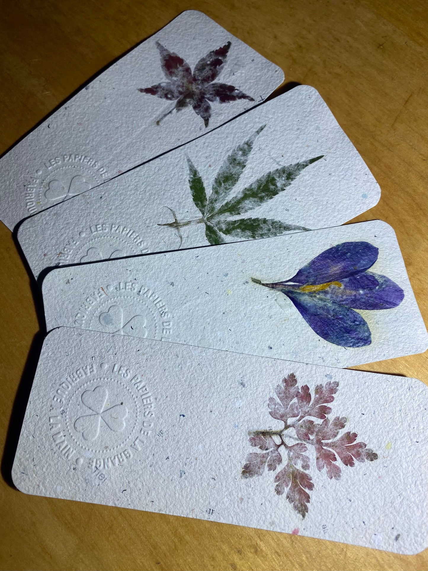 Marque-page (avec embossage)