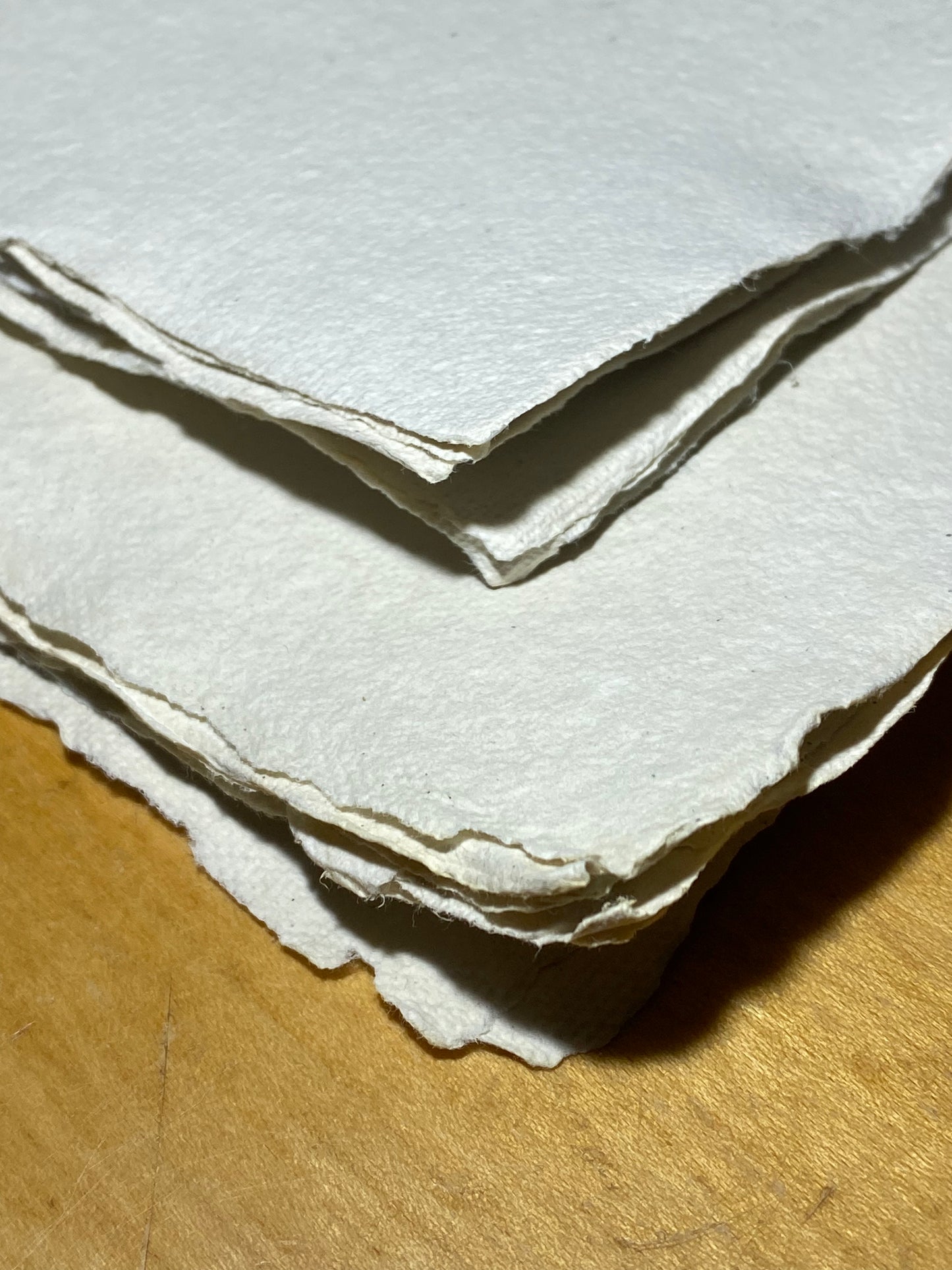 Papier pur chiffon "Coton écru" (200-300 g/m²)
