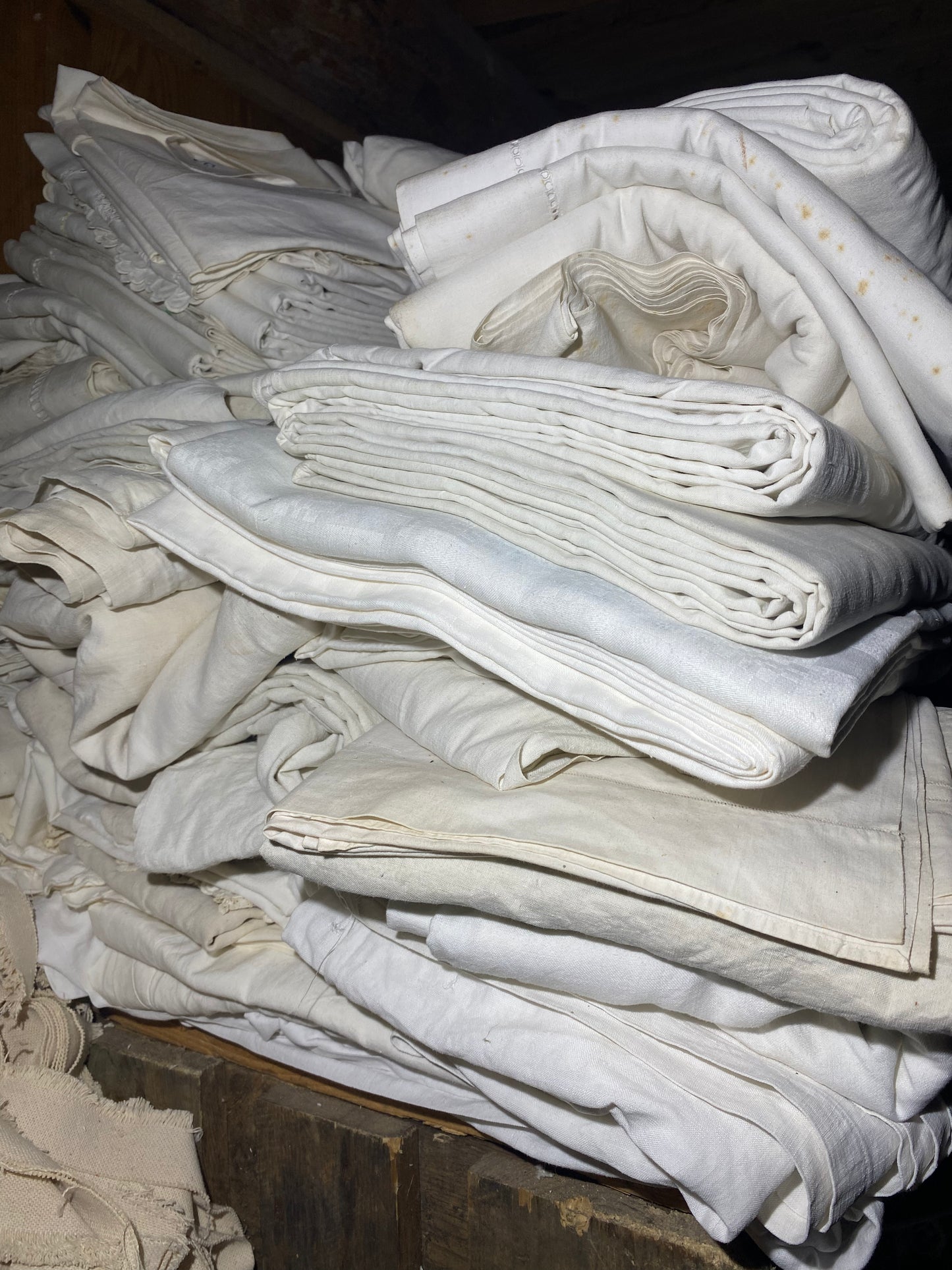 Papier pur chiffon avec embossage (250-350 g/m²)