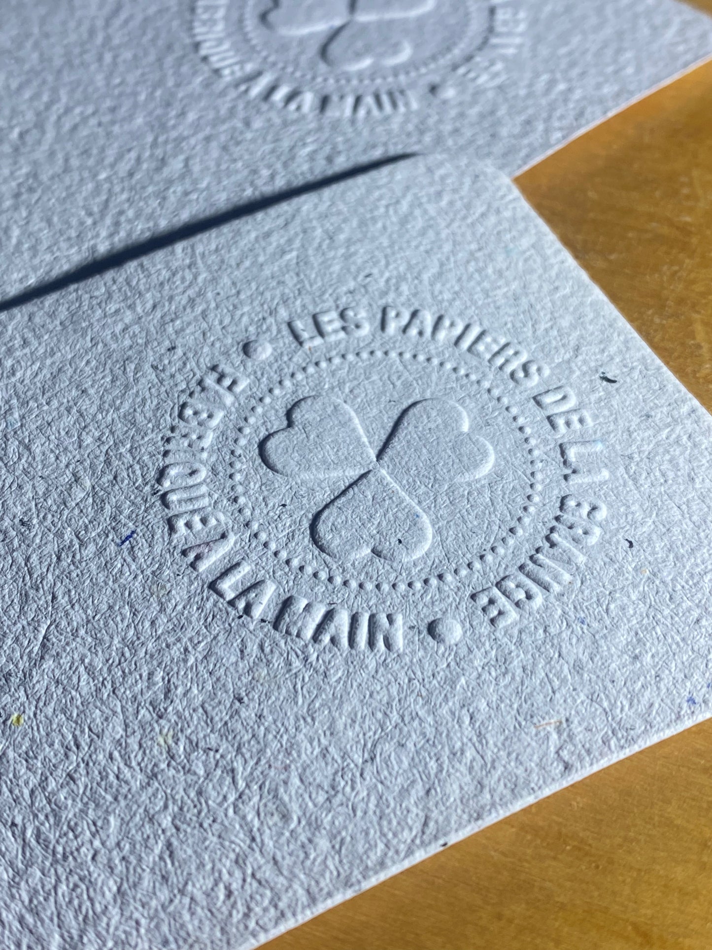 Marque-page long (avec embossage)