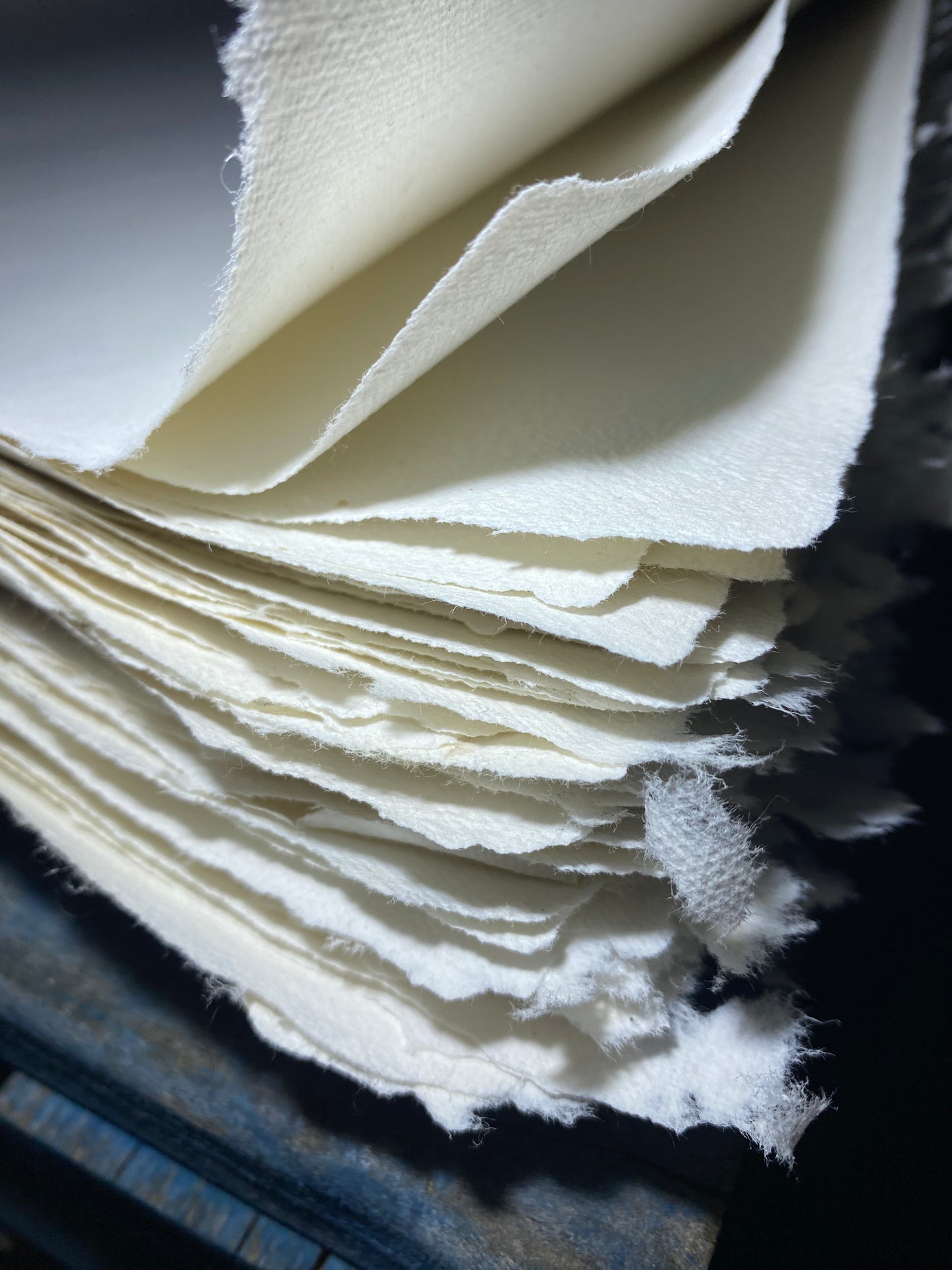 Papier pur chiffon vergé "draps anciens" (100-130 g/m²)