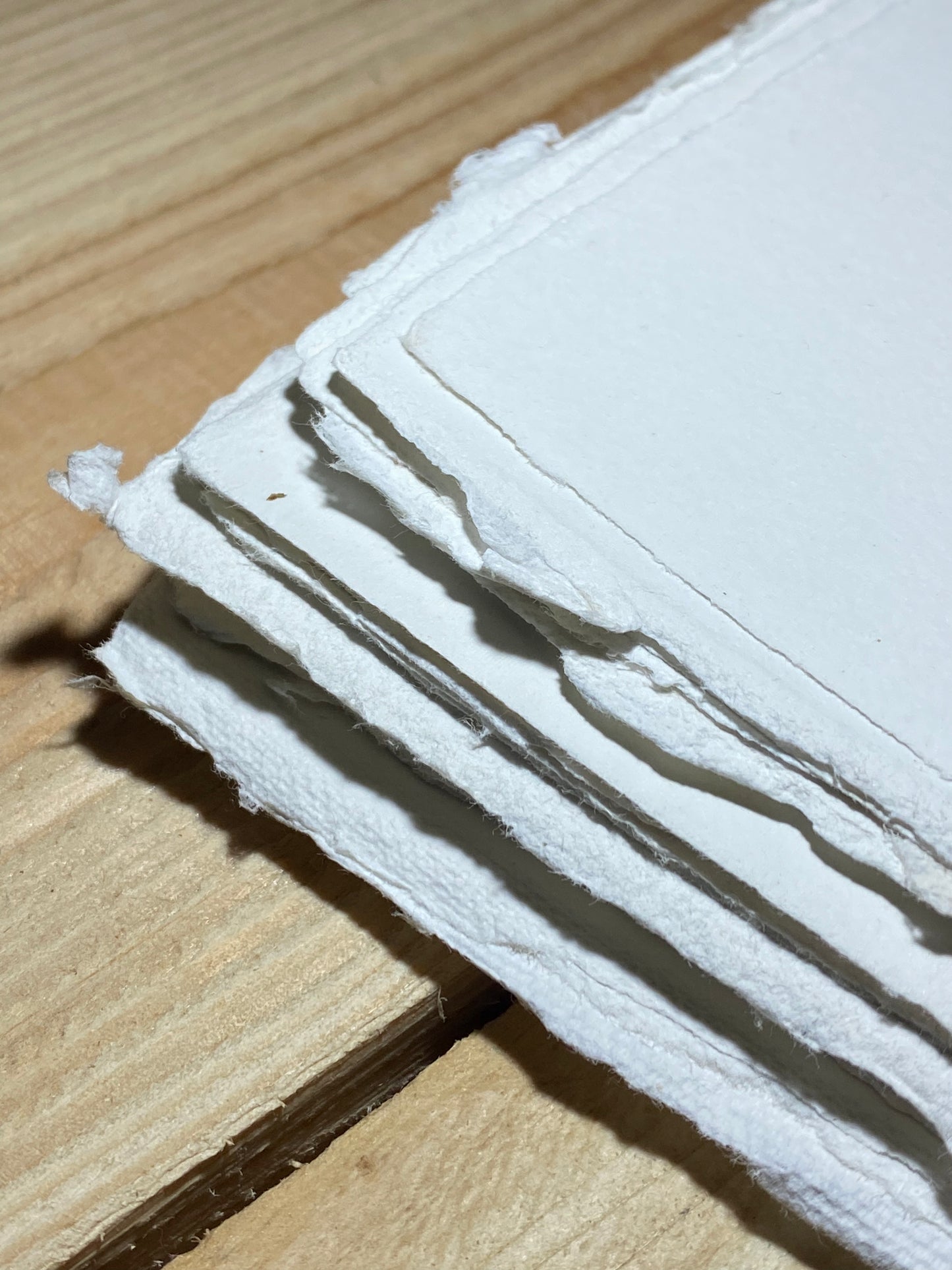 Papier pur chiffon laminé "draps anciens" (250-350 g/m²)