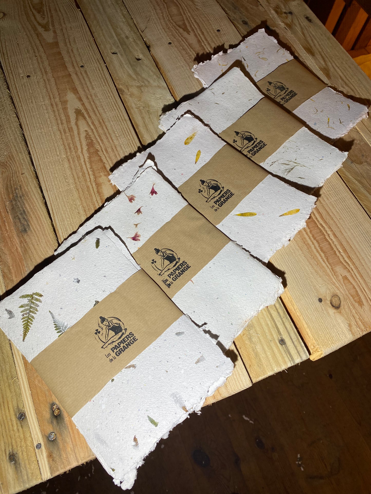Lot de 5 feuilles (format A5 - papier recyclé)