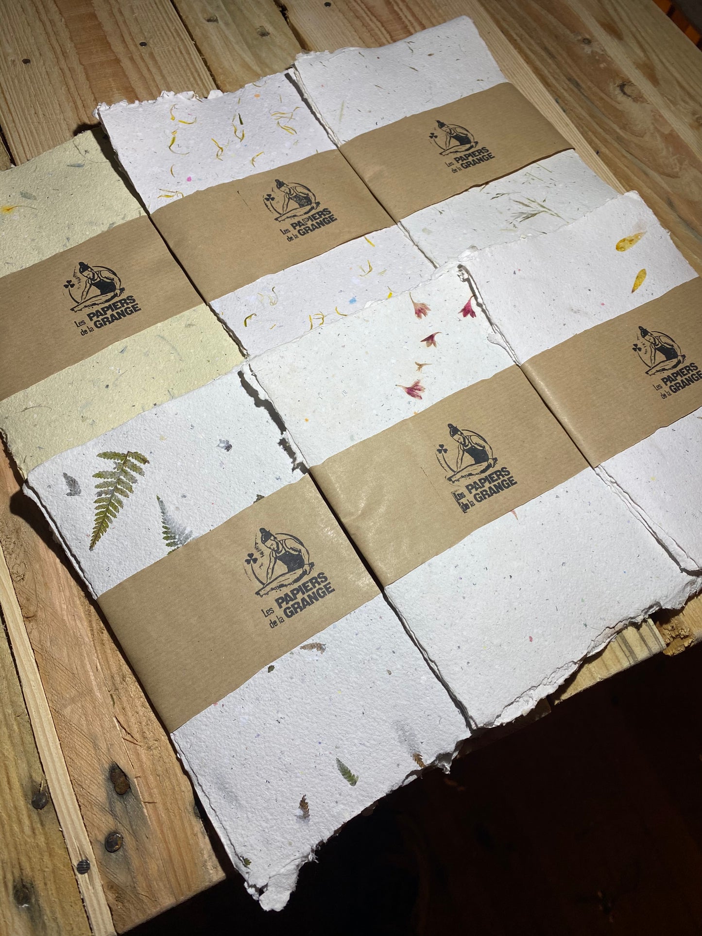 Lot de 5 feuilles (format A5 - papier recyclé)